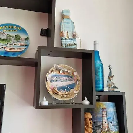 Aпартамент с две спални, кухня и хол Apartment *