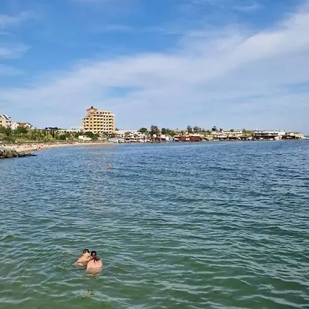 Apartment Aпартамент с две спални, кухня и хол Ravda